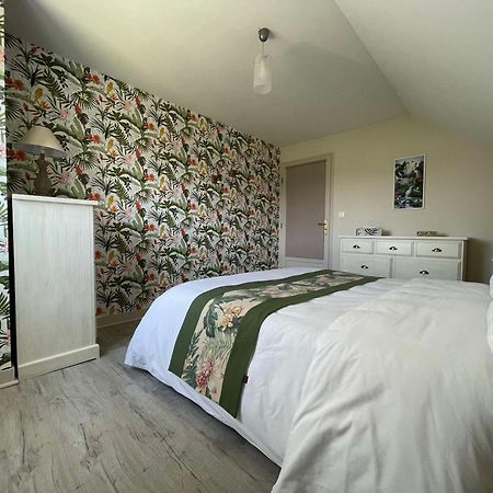 Des Roux Et Des Pious Suite De 35 A 60 M2 Et 3 Chambres Pour Groupe De 2 A 6 Personnes Civray-de-Touraine Eksteriør billede