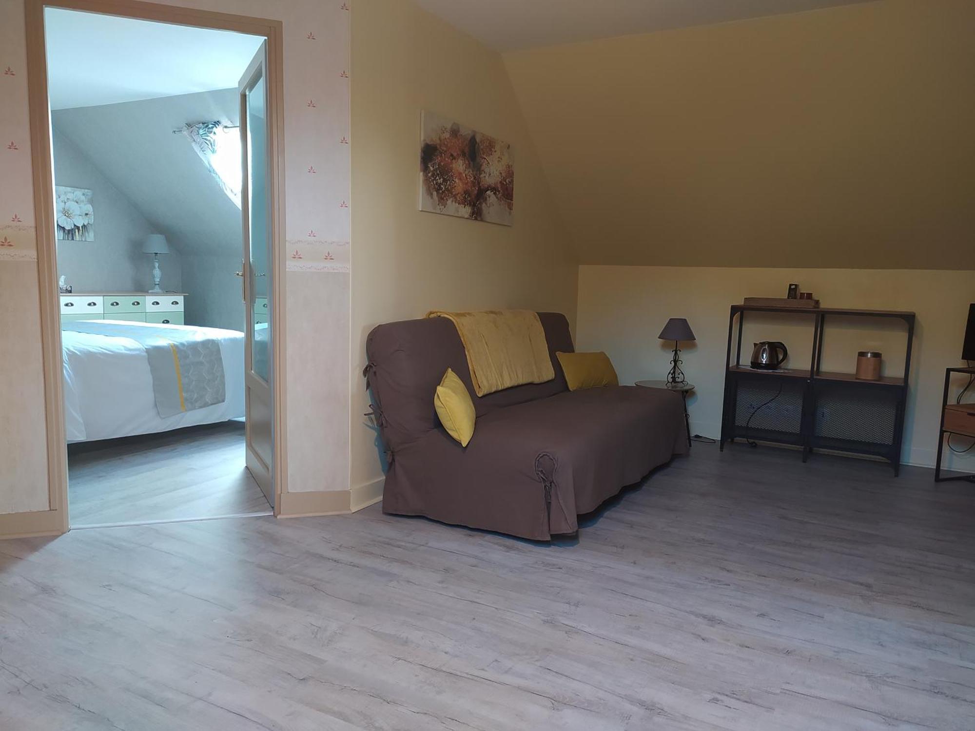 Des Roux Et Des Pious Suite De 35 A 60 M2 Et 3 Chambres Pour Groupe De 2 A 6 Personnes Civray-de-Touraine Eksteriør billede