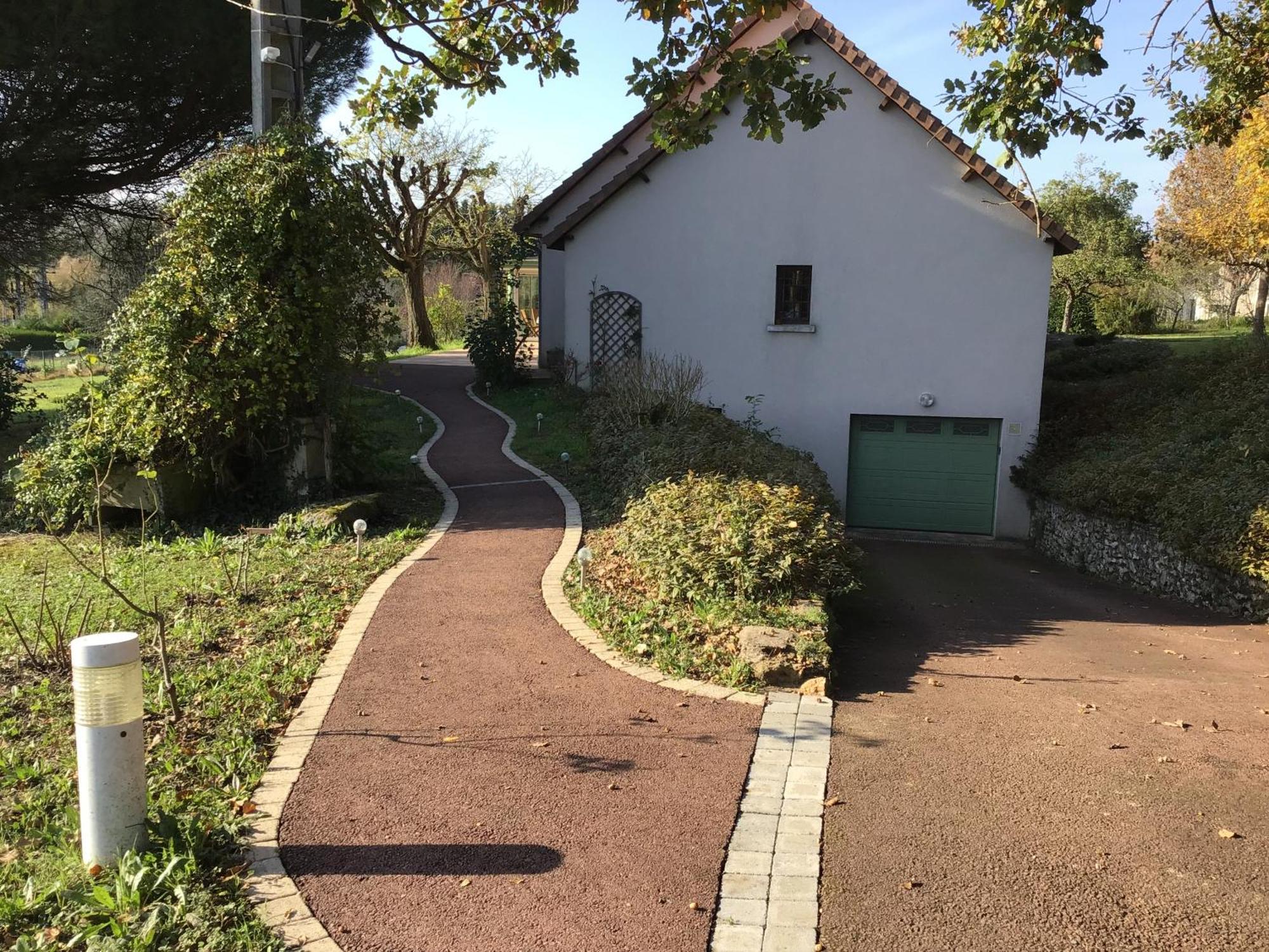 Des Roux Et Des Pious Suite De 35 A 60 M2 Et 3 Chambres Pour Groupe De 2 A 6 Personnes Civray-de-Touraine Eksteriør billede